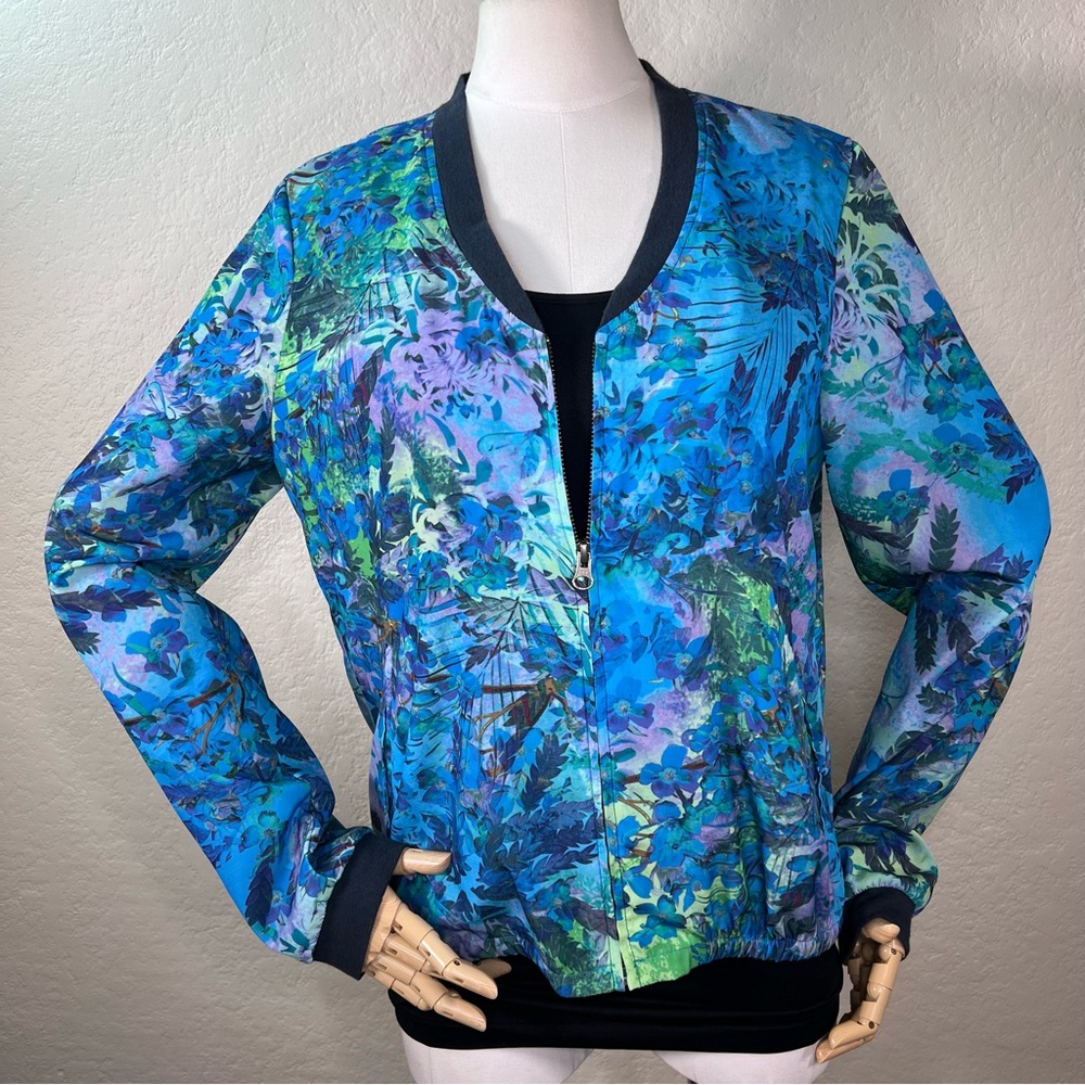 Hinge Tropical Floral Watercolor Bomber Lightweight Jacket Size Medium EUC